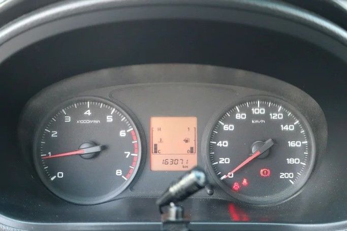 Used Mitsubishi L200 V Facelift, 2.4 l, 2020 in Sharjah by Al Rukin Al Saudi, White color. GCC Specs | AUTO.AE