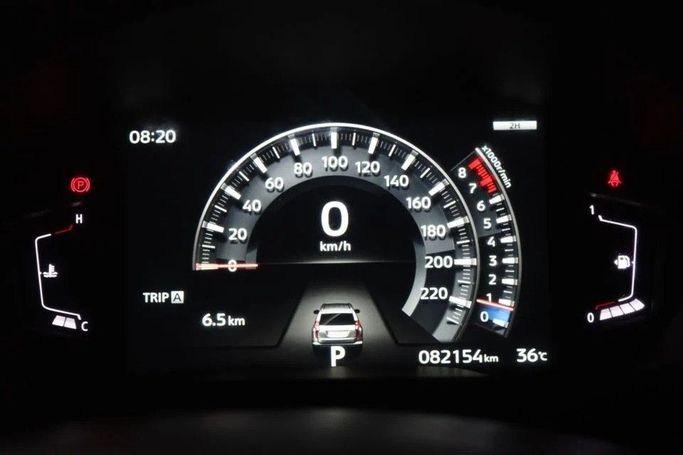 Подержанный Mitsubishi Montero Sport III Рестайлинг, 3.0 л, 2021 в Шардже от Al Sayed Khamis Used Cars Серебристый цвет. GCC | AUTO.AE