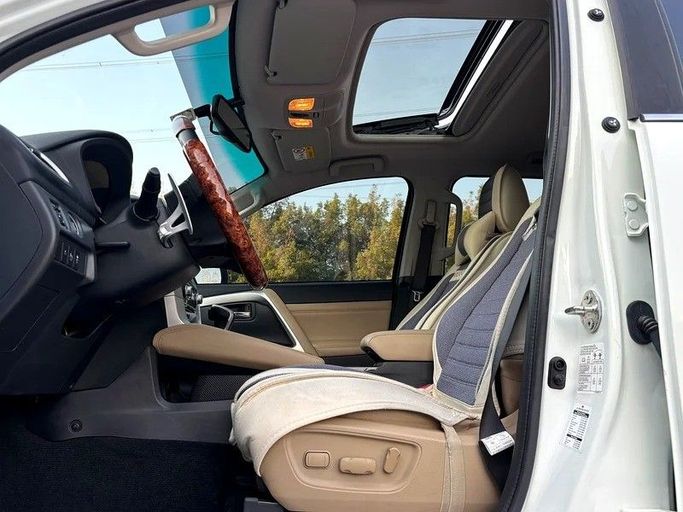 Used Mitsubishi Montero Sport III Facelift, 3.0 l, 2023 in Sharjah by Almasar Used Cars, White color. GCC Specs | AUTO.AE