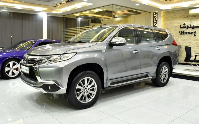 Подержанный Mitsubishi Montero Sport III, 3.0 л, 2019 в Шардже от Honey Jidosha Used Cars Tr. Серебристый цвет. GCC | AUTO.AE | Объявление #273401