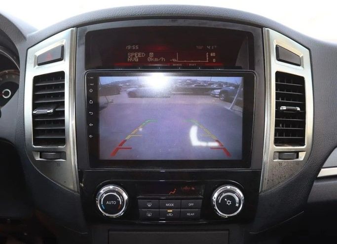 Подержанный Mitsubishi Pajero IV Рестайлинг 2, 3.0 л, 2022 в Шардже от Al Sayed Khamis Used Cars Белый цвет. GCC | AUTO.AE