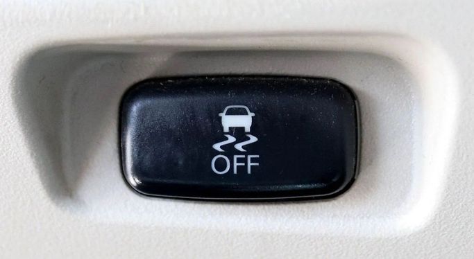 Подержанный Mitsubishi Pajero IV Рестайлинг 2, 3.8 л, 2020 в Шардже от Al Sayed Khamis Used Auto Trading Черный цвет. GCC | AUTO.AE