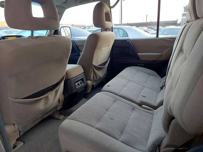 Подержанный Mitsubishi Pajero IV, 3.8 л, 2007 в Шардже от Al Aqsa Used Cars Серый цвет. GCC | AUTO.AE