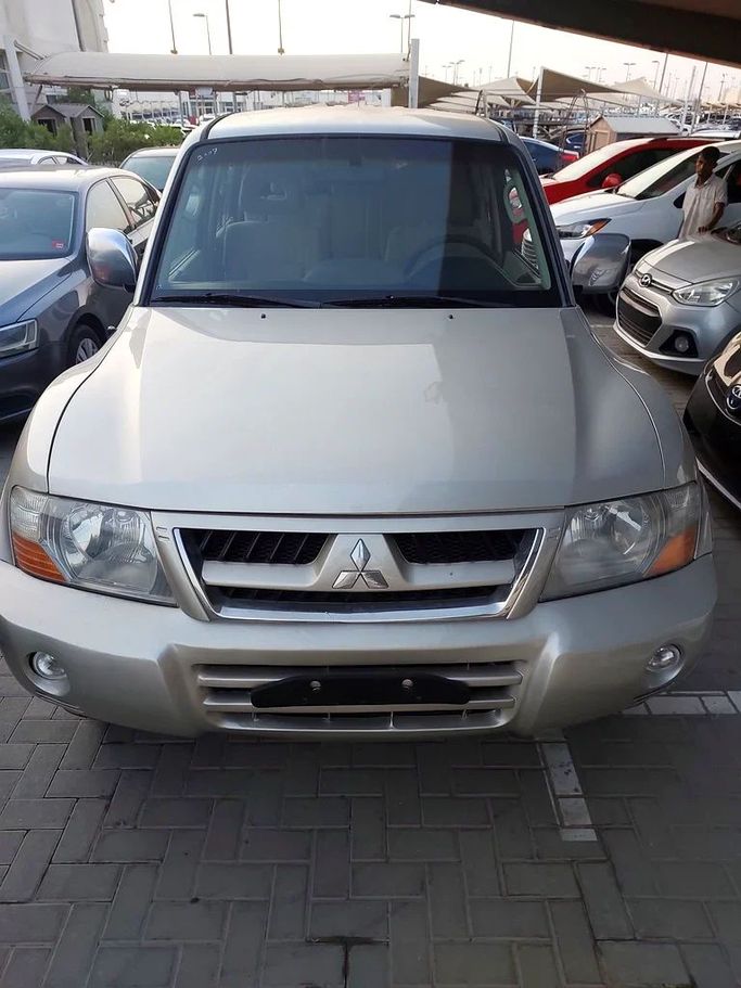 Подержанный Mitsubishi Pajero IV, 3.8 л, 2007 в Шардже от Al Aqsa Used Cars Серый цвет. GCC | AUTO.AE