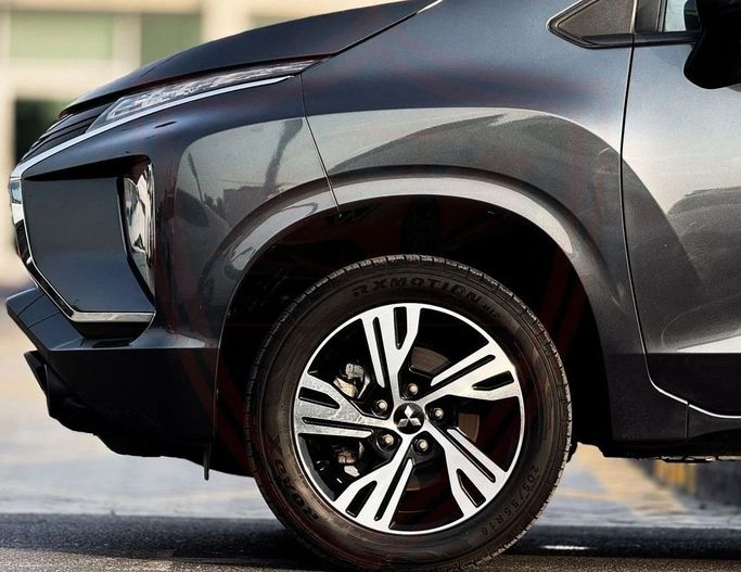 Подержанный Mitsubishi Xpander I, 1.5 л, 2022 в Шардже от Al Sayed Khamis Used Auto Trading Черный цвет. GCC | AUTO.AE