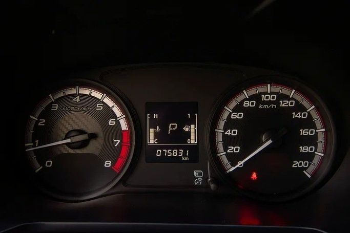 Used Mitsubishi Xpander I, 1.5 l, 2022 in Sharjah by First Choice Cars, Silver color. GCC Specs | AUTO.AE