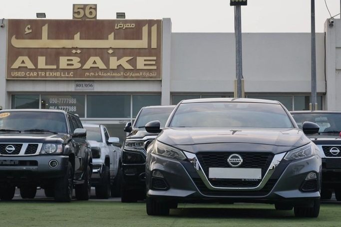 Подержанный Nissan Altima VI (L34), 2.5 л, 2022 в Шардже от Al Bake Used Cars Серый цвет.  | AUTO.AE