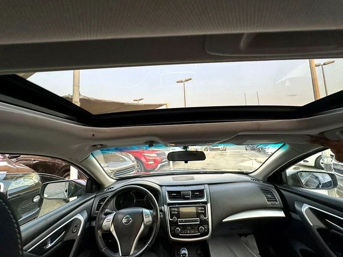 Used Nissan Altima V (L33) Facelift, 3.5 l, 2018 in Sharjah by Al Haram Al Masy, Black color. American Specs | AUTO.AE