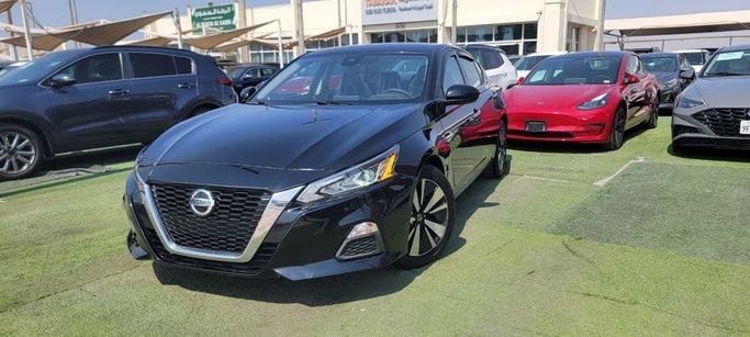 Подержанный Nissan Altima VI (L34), 2.5 л, 2021 в Шардже от Tabarak Used Cars Черный цвет. Американская | AUTO.AE