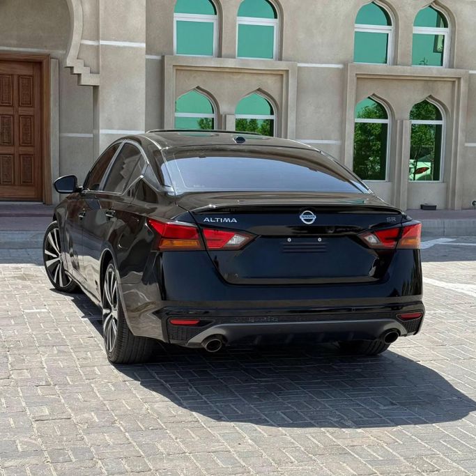 Подержанный Nissan Altima VI (L34), 2.5 л, 2020 в Шардже от Sarmad Cars Черный цвет. Other | AUTO.AE