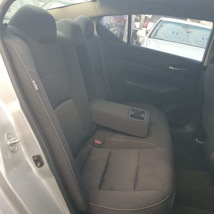 مستعملة Nissan Altima السادس (L34), 2.5 l, 2020 في في الشارقة من Ishtar Used Cars، اللون فضي. المواصفات الأمريكية | AUTO.AE