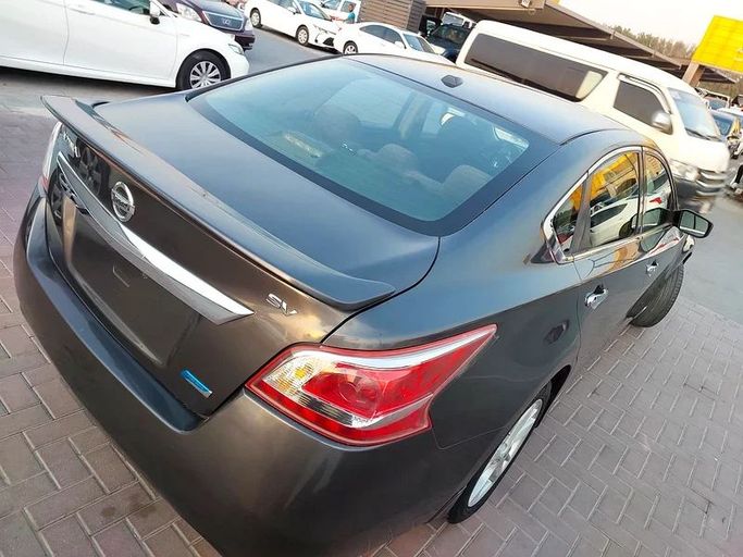 Подержанный Nissan Altima V (L33), 2.5 л, 2013 в Шардже от Al Aqsa Used Cars Серый цвет. Американская | AUTO.AE