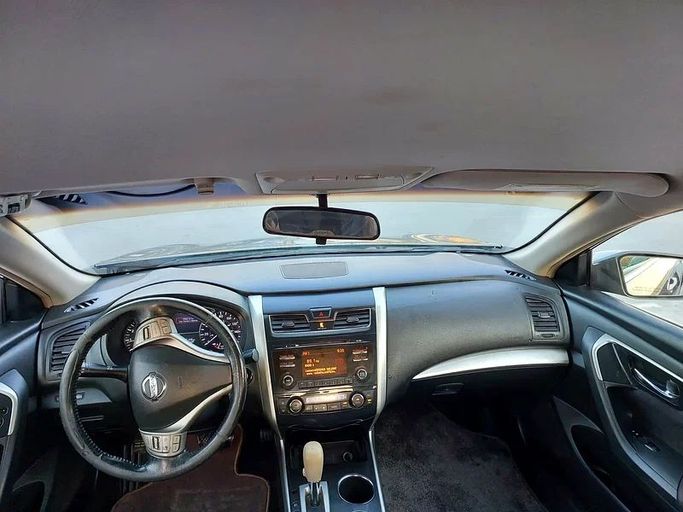 Подержанный Nissan Altima V (L33), 2.5 л, 2013 в Шардже от Al Aqsa Used Cars Серый цвет. Американская | AUTO.AE