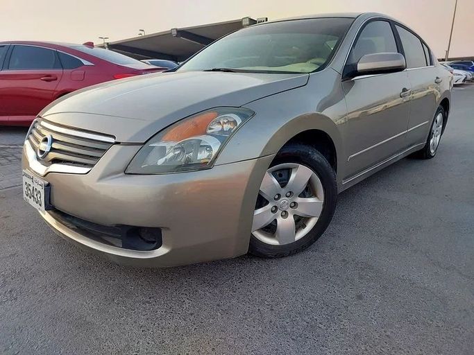 Подержанный Nissan Altima IV (L32), 2.5 л, 2009 в Шардже от Al Aqsa Used Cars Золотистый цвет. GCC | AUTO.AE