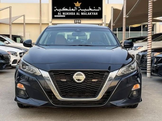 Used Nissan Altima VI (L34), 2.5 l, 2019 in Sharjah by Al Nukhba Al Malakyah Used Cars, Black color. American Specs | AUTO.AE