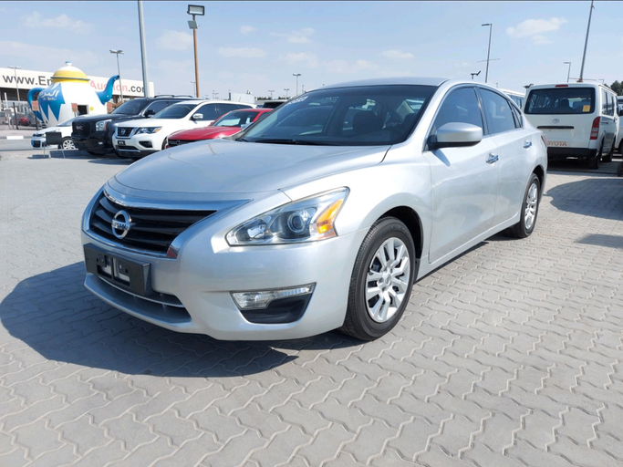Used Nissan Altima V (L33) Facelift, 2.5 l, 2016 in Sharjah by Al Madar, Silver color. Other | AUTO.AE