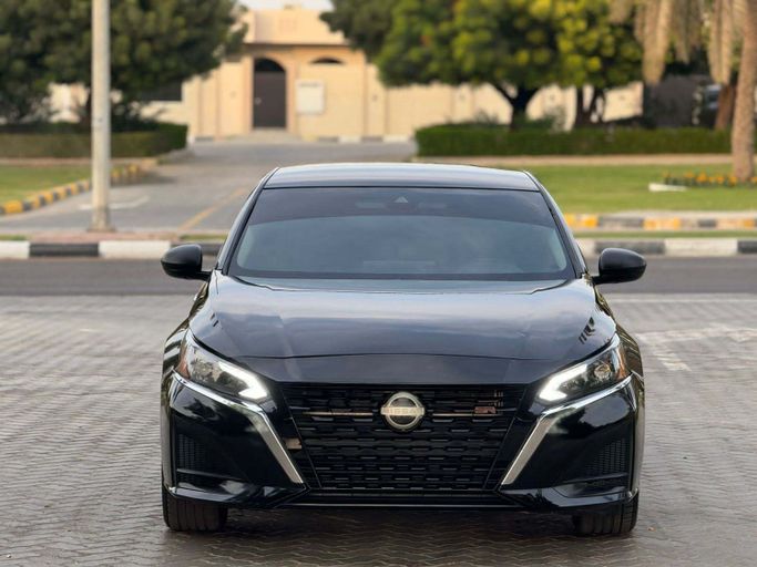 Used Nissan Altima VI (L34) Facelift, 2.5 l, 2024 in Sharjah by Hatta Used Cars, Black color.  | AUTO.AE