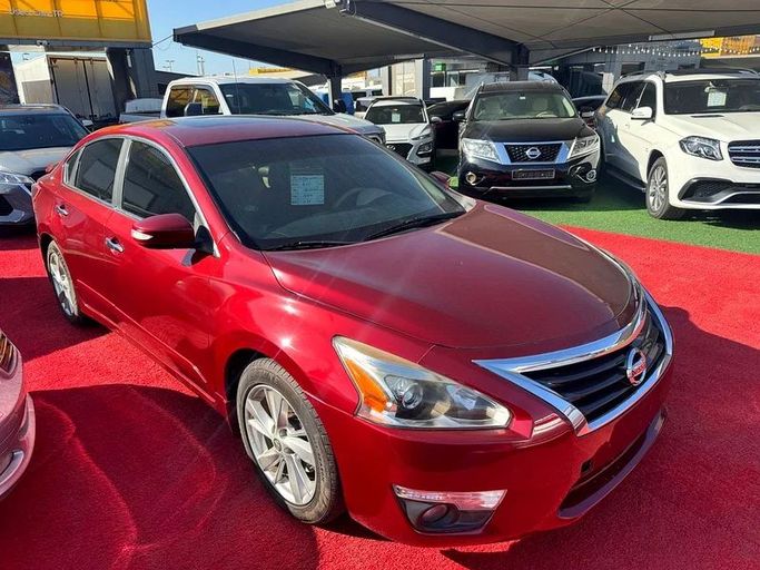 Used Nissan Altima V (L33), 2.5 l, 2013 in Sharjah by Al majarah al sabaah used cars, Burgundy color. American Specs | AUTO.AE