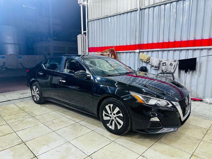 Used Nissan Altima VI (L34), 2.0 l, 2020 in Sharjah, Black color. American Specs | AUTO.AE