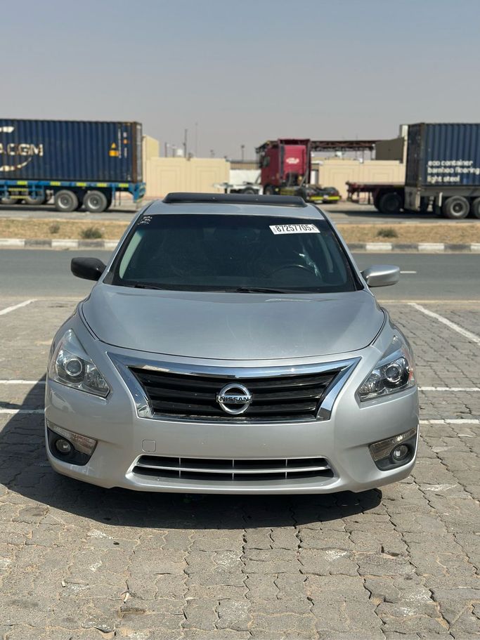 Подержанный Nissan Altima V (L33), 2.5 л, 2014 в Шардже Серебристый цвет. Американская | AUTO.AE | Объявление #247707