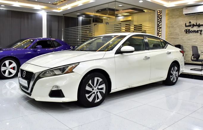 Подержанный Nissan Altima VI (L34), 2.5 л, 2020 в Шардже от Honey Jidosha Used Cars Tr. Белый цвет. GCC | AUTO.AE | Объявление #273203