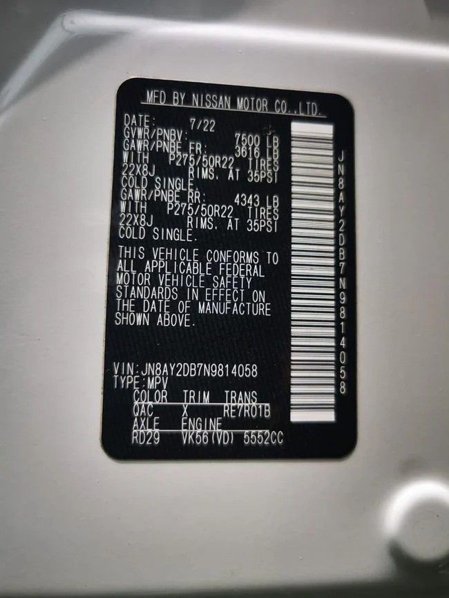 Подержанный Nissan Armada II Рестайлинг, 5.6 л, 2022 в Шардже от Tabarak Used Cars Белый цвет. Американская | AUTO.AE