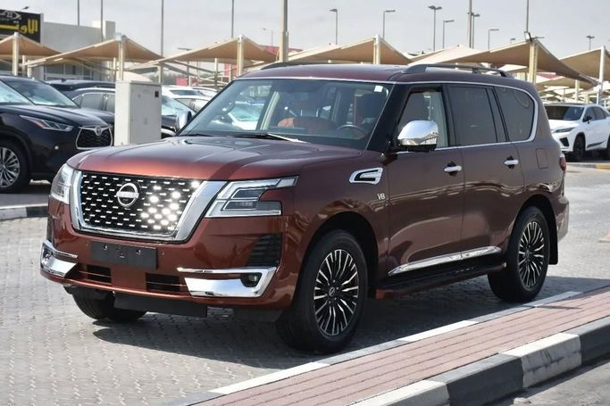 Подержанный Nissan Armada II, 5.6 л, 2018 в Шардже от Alfaris Used Cars Красный цвет. Other | AUTO.AE