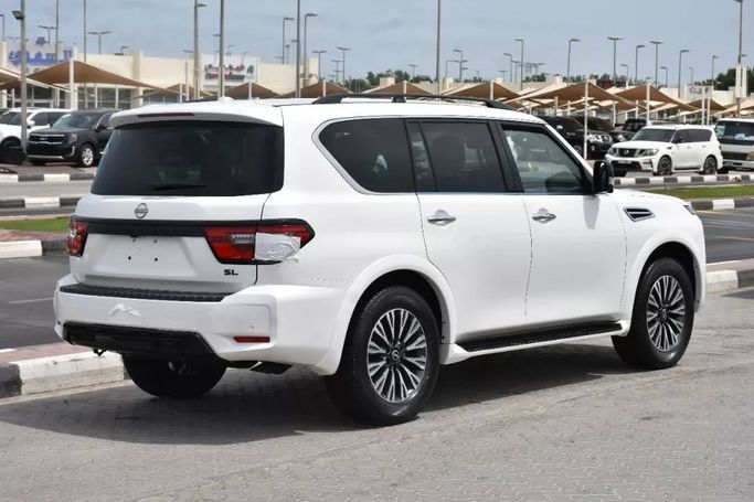 Новый Nissan Armada II Рестайлинг, 5.6 л, 2023 в Шардже от Alfaris Used Cars Белый цвет. Other | AUTO.AE