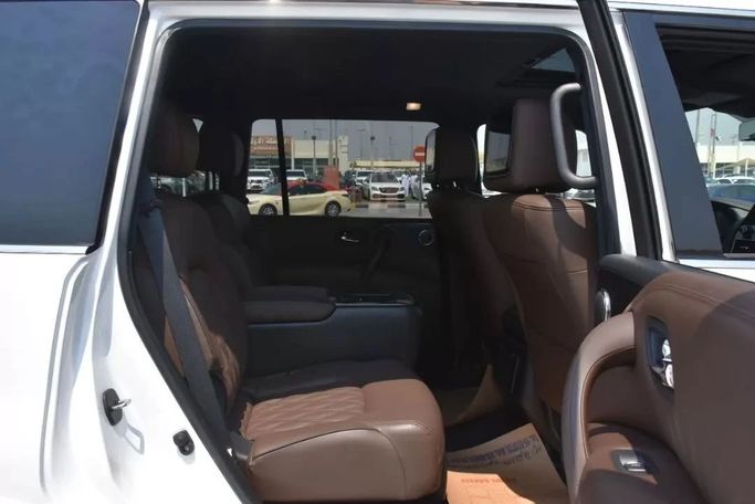 Used Nissan Armada II Facelift, 5.6 l, 2021 in Sharjah by Alfaris Used Cars, White color. Other | AUTO.AE