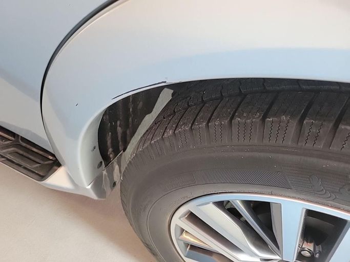 Used Nissan Armada II Facelift, 5.6 l, 2021 in Sharjah, Silver color. American Specs | AUTO.AE