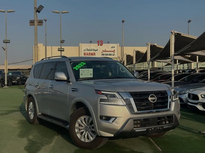 Used Nissan Armada II Facelift, 5.6 l, 2023 in Sharjah by Badar Used Cars, Silver color.  | AUTO.AE