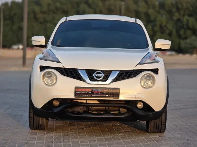 Подержанный Nissan Juke I Рестайлинг, 1.6 л, 2016 в Шардже от Al Sayed Ezzat Khamis Белый цвет. GCC | AUTO.AE