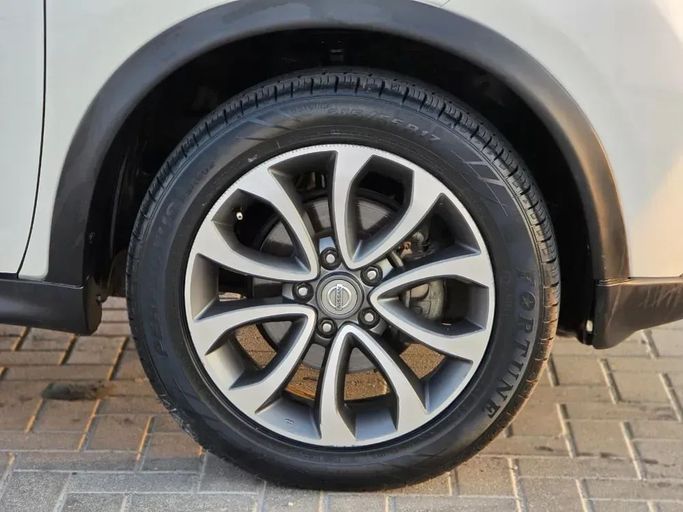 Подержанный Nissan Juke I Рестайлинг, 1.6 л, 2016 в Шардже от Al Sayed Ezzat Khamis Белый цвет. GCC | AUTO.AE