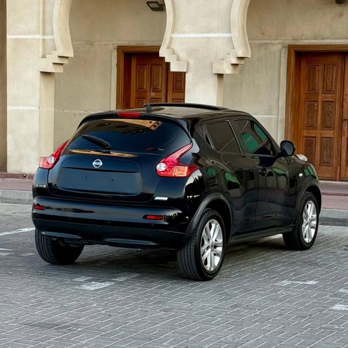 Подержанный Nissan Juke I, 1.6 л, 2012 в Шардже от Sarmad Cars Черный цвет. Other | AUTO.AE