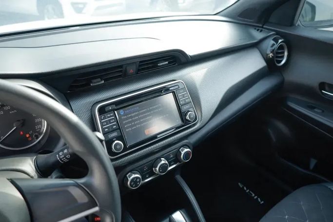 Used Nissan Kicks I, 1.6 l, 2020 in Sharjah by Qasr Al Furqan Used Cars, Silver color. GCC Specs | AUTO.AE