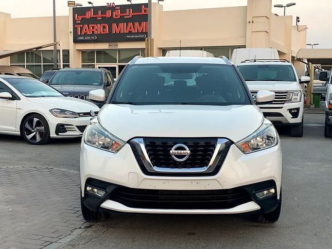 Подержанный Nissan Kicks I, 1.6 л, 2020 в Шардже от Al Saqr Al Mutaliq Белый цвет. GCC | AUTO.AE