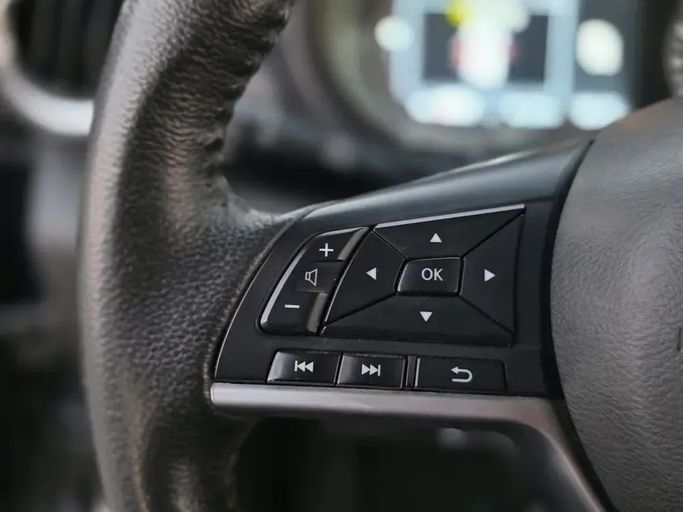 Подержанный Nissan Kicks I, 1.6 л, 2019 в Шардже от Al Sayed Ezzat Khamis Серый цвет. GCC | AUTO.AE