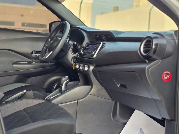 Подержанный Nissan Kicks I, 1.6 л, 2020 в Шардже от Al Sayed Ezzat Khamis Белый цвет. Other | AUTO.AE