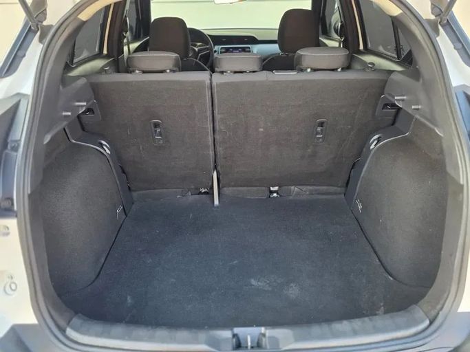 Подержанный Nissan Kicks I, 1.6 л, 2020 в Шардже от Al Sayed Ezzat Khamis Белый цвет. Other | AUTO.AE