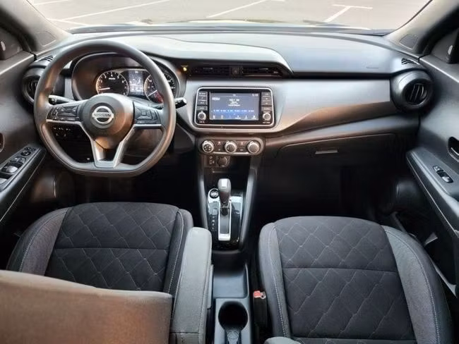 Подержанный Nissan Kicks I, 1.6 л, 2020 в Шардже от Nassem Al Sham Used Cars Черный цвет. Other | AUTO.AE