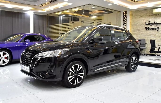 Подержанный Nissan Kicks I Рестайлинг, 1.6 л, 2024 в Шардже от Honey Jidosha Used Cars Tr. Черный цвет. GCC | AUTO.AE | Объявление #273204
