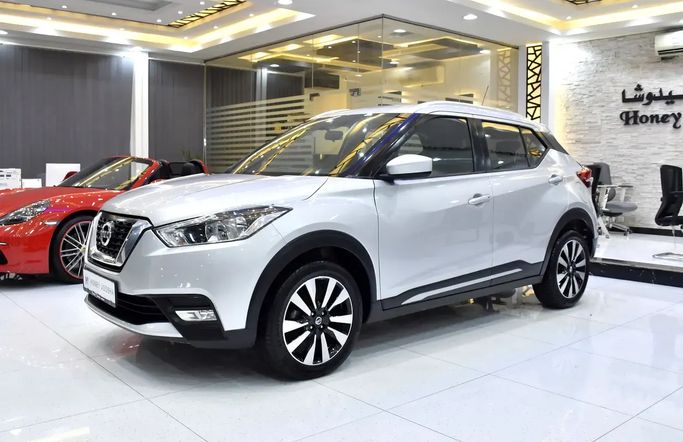 Подержанный Nissan Kicks I, 1.5 л, 2017 в Шардже от Honey Jidosha Used Cars Tr. Серебристый цвет. GCC | AUTO.AE | Объявление #273207