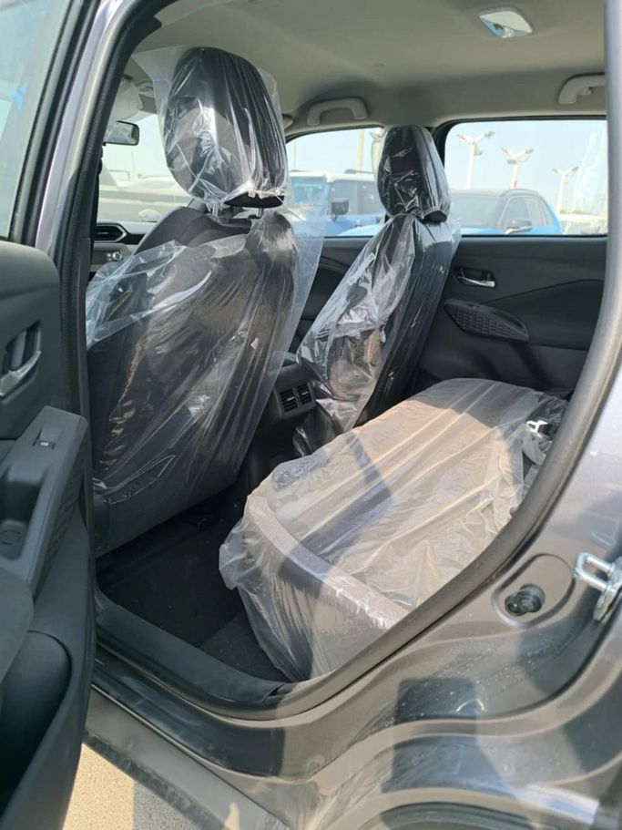 New Nissan Magnite I Facelift, 1.0 l, 2025 in Sharjah by Nour Alnukhba Motors, Grey color. Other | AUTO.AE