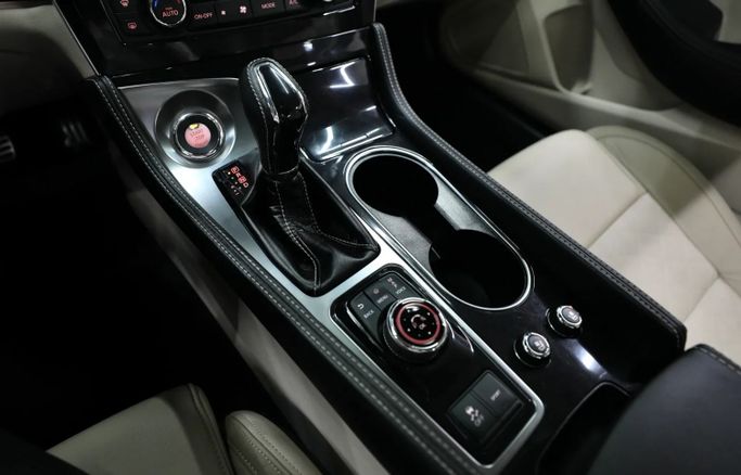 Подержанный Nissan Maxima VIII (A36) Рестайлинг, 3.5 л, 2023 в Шардже от Al Qassem Cars Trading Синий цвет. GCC | AUTO.AE