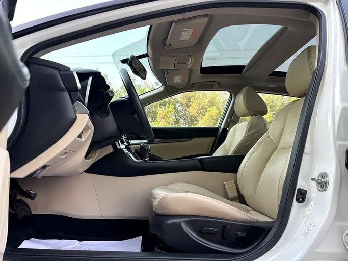 Used Nissan Maxima VIII (A36) Facelift, 3.5 l, 2022 in Sharjah by Almasar Used Cars, White color. GCC Specs | AUTO.AE