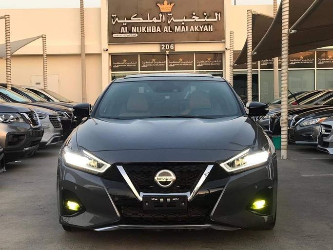 Used Nissan Maxima VIII (A36) Facelift, 3.5 l, 2019 in Sharjah by Al Nukhba Al Malakyah Used Cars, Grey color. American Specs | AUTO.AE