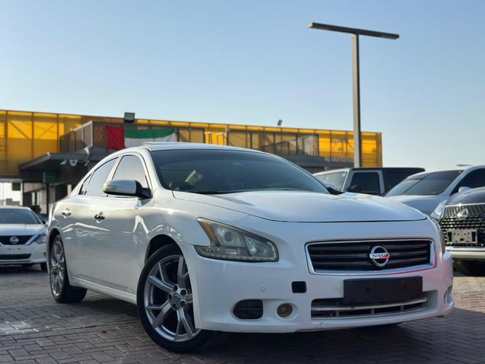 مستعملة Nissan Maxima سابعاً (A35), 3.5 l, 2013 في في الشارقة من FAROUK KHALAF، اللون أبيض. مواصفات الخليج | AUTO.AE | إعلان #266235
