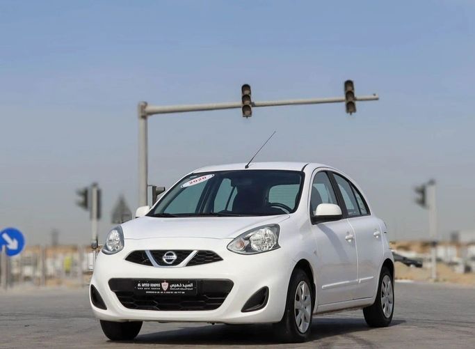Подержанный Nissan Micra V, 1.0 л, 2020 в Шардже от Al Sayed Khamis Used Auto Trading Белый цвет. GCC | AUTO.AE