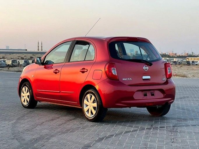 Подержанный Nissan Micra V, 1.5 л, 2020 в Шардже от Al Rukin Al Saudi Красный цвет. GCC | AUTO.AE