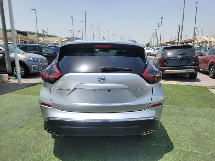 Подержанный Nissan Murano III (Z52), 3.5 л, 2021 в Шардже от Tabarak Used Cars Серебристый цвет. Американская | AUTO.AE